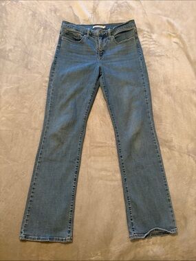 Women’s Levi’s 315 Shaping Bootcut Jeans